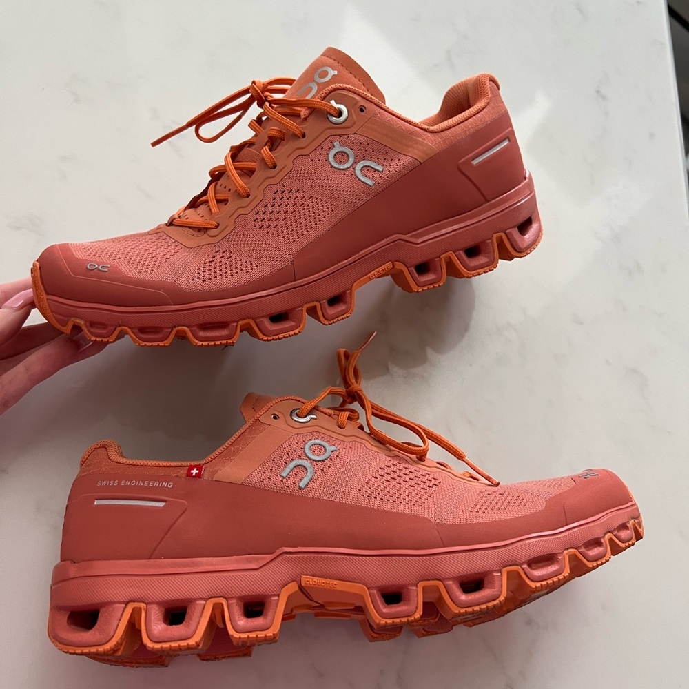 ON Running Women Cloudventure Sneakers